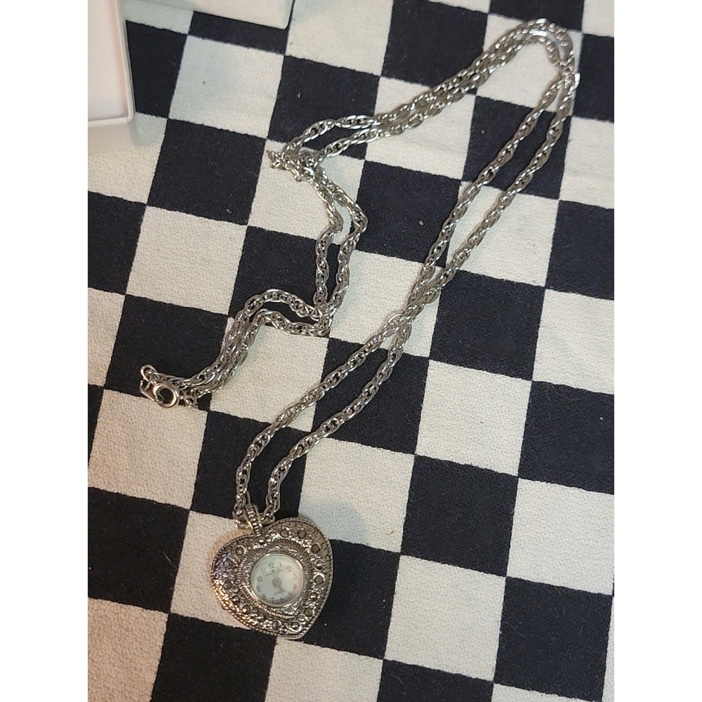 Vintage Hour‎ Glass Heart Pendant Watch Necklace Rhinestone Silver Tone Quartz